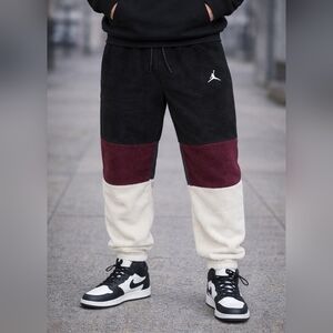 [BQ6955-010] Mens Air Jordan Sherpa Pants Black White Burgundy Large